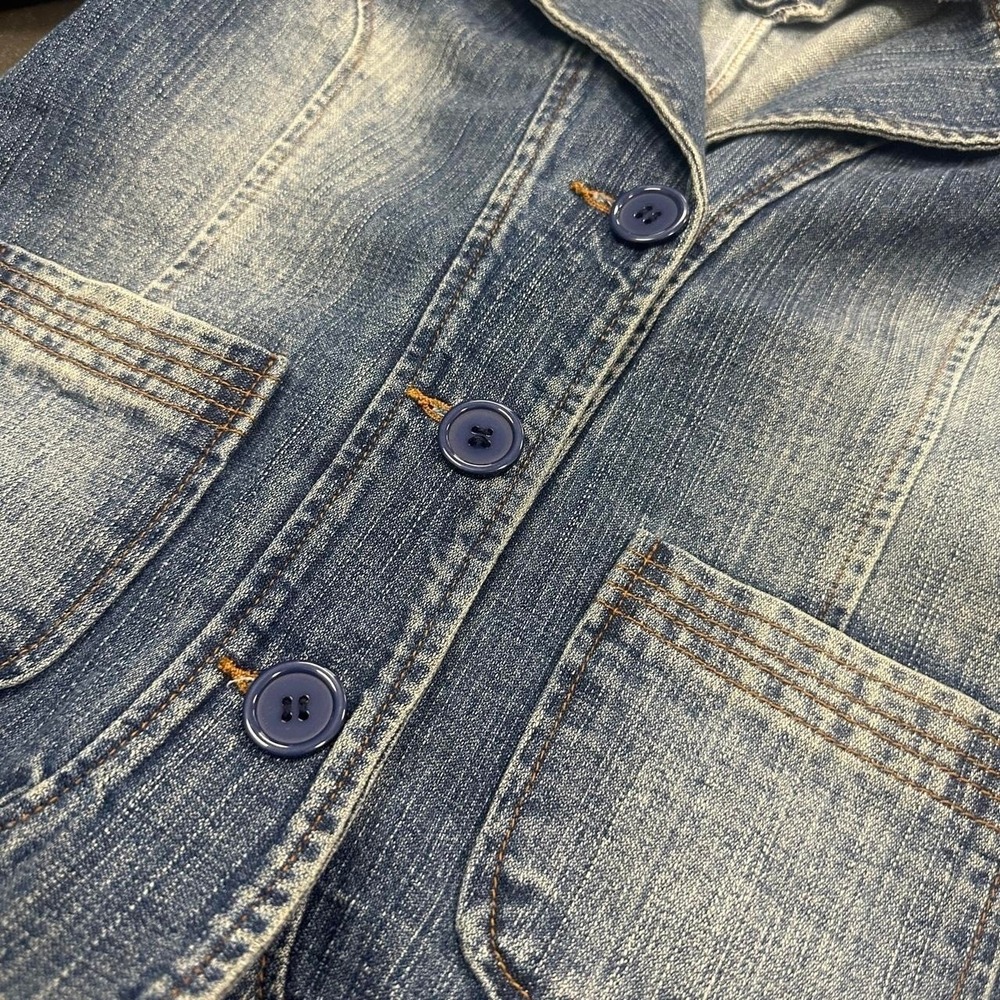 Rave Moda Y2K faded blue denim jacket with button-up front and pockets Size Sm - Picture 3 of 6